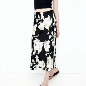 H&M Black and Cream Floral Maxi Skirt